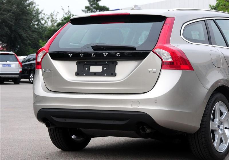 沃尔沃V60  2013款 2.0T T5 舒适版