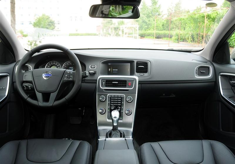 沃尔沃V60  2013款 2.0T T5 舒适版