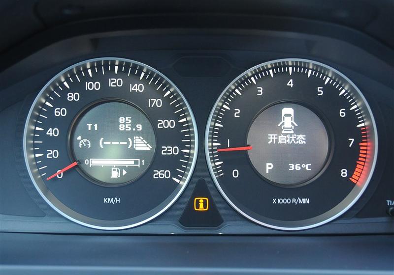 沃尔沃V60  2013款 2.0T T5 智尊版