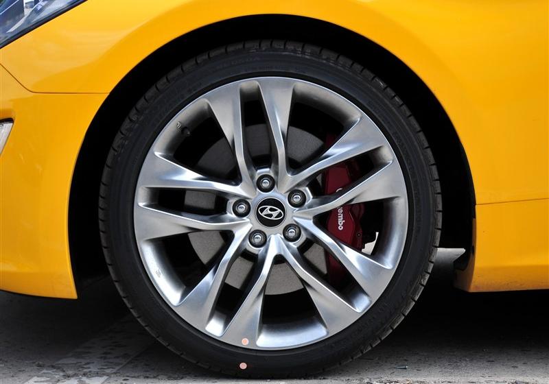 劳恩斯-酷派  2012款 2.0T 自动Brembo版