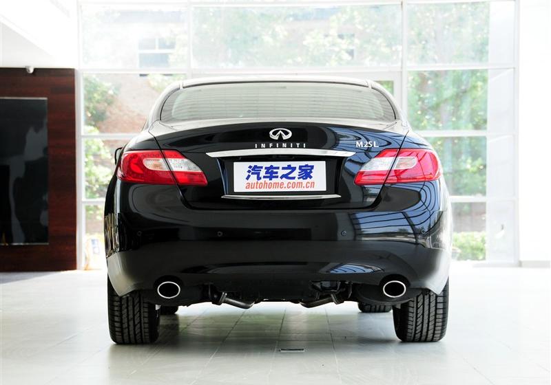英菲尼迪M系  2012款 M25L 雅致版