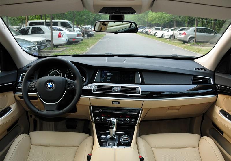 宝马5系GT  2011款 535i xDrive豪华型