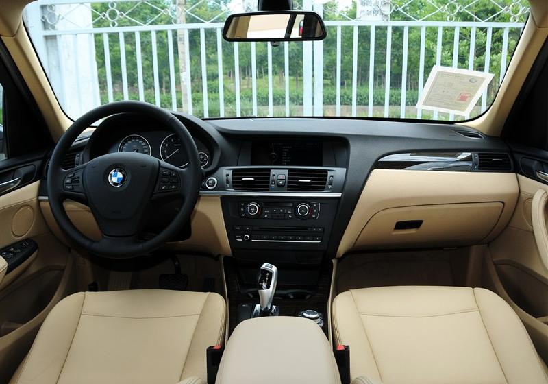 宝马X3  2012款 xDrive20i 豪华型