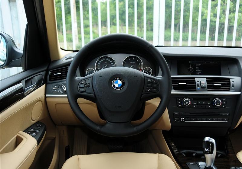 宝马X3  2012款 xDrive20i 豪华型