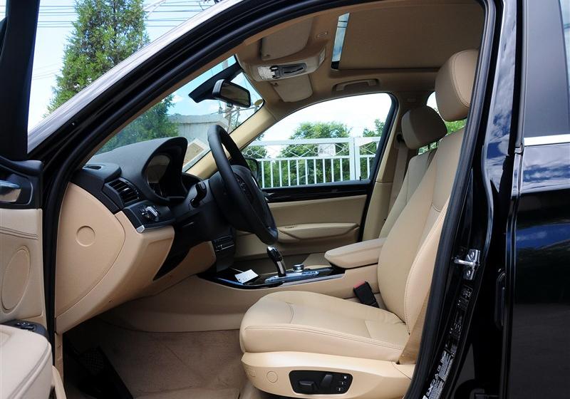 宝马X3  2012款 xDrive20i 豪华型