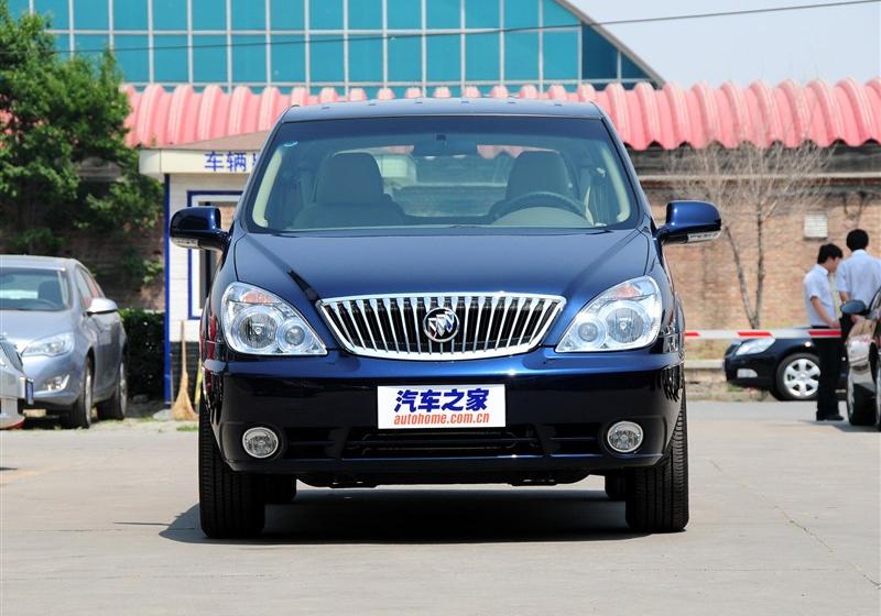 别克GL8  2012款 2.4L BASE舒适版