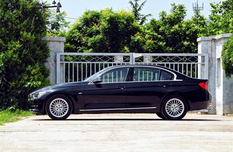 2013款 328Li豪华型