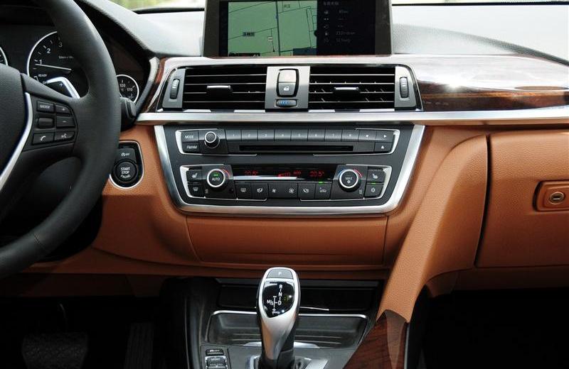 2013款 328Li豪华型