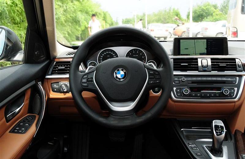 2013款 328Li豪华型