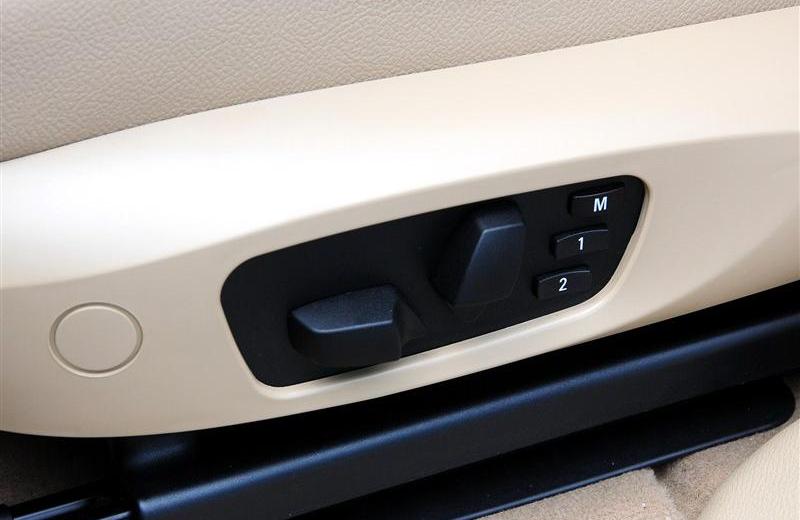 2012款 xDrive20i 豪华型
