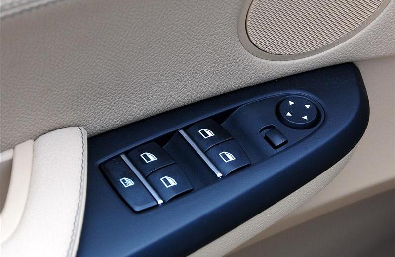2012款 xDrive20i 豪华型