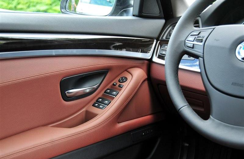 2012款 528i xDrive豪华型