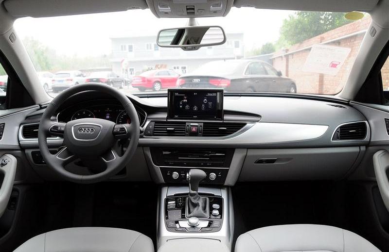 2012款 30 FSI 舒适型