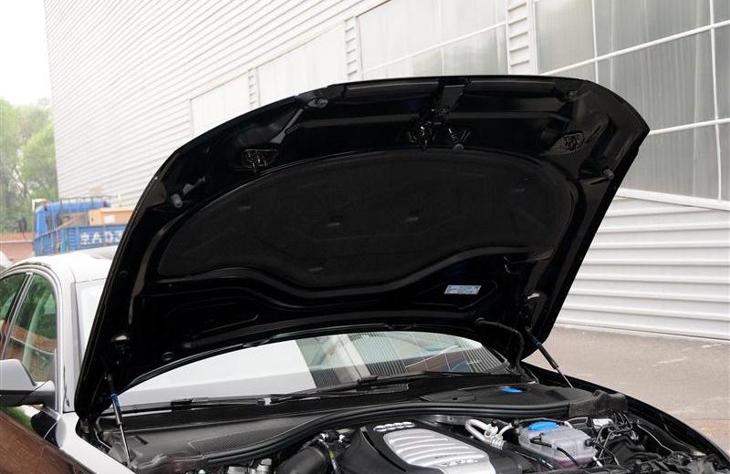 2012款 30 FSI 舒适型
