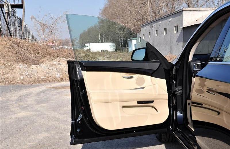 2010款 535i 豪华型