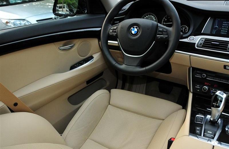 2011款 535i xDrive豪华型