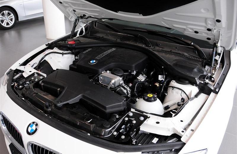 2013款 320Li豪华型