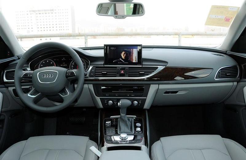 2012款 35 FSI 豪华型