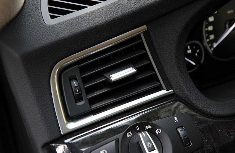 2010款 550i 豪华型