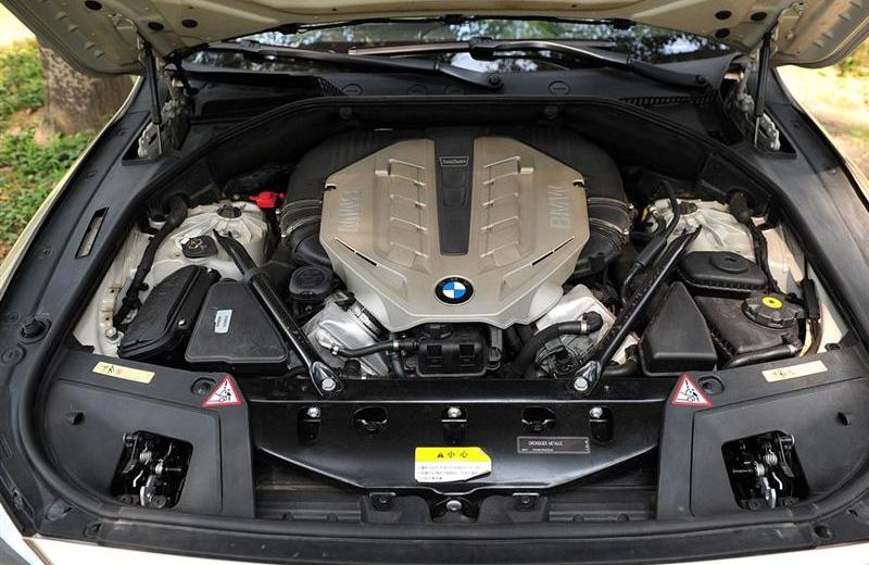 2010款 550i 豪华型