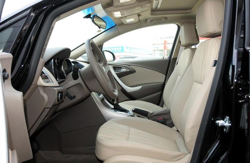 2012款 GT 1.6L 自动舒适版