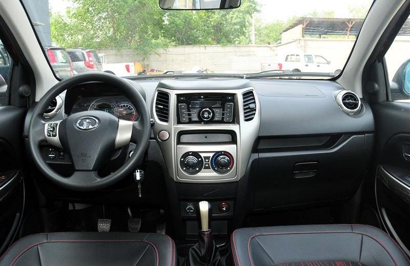 2012款 1.5L 两驱舒适型