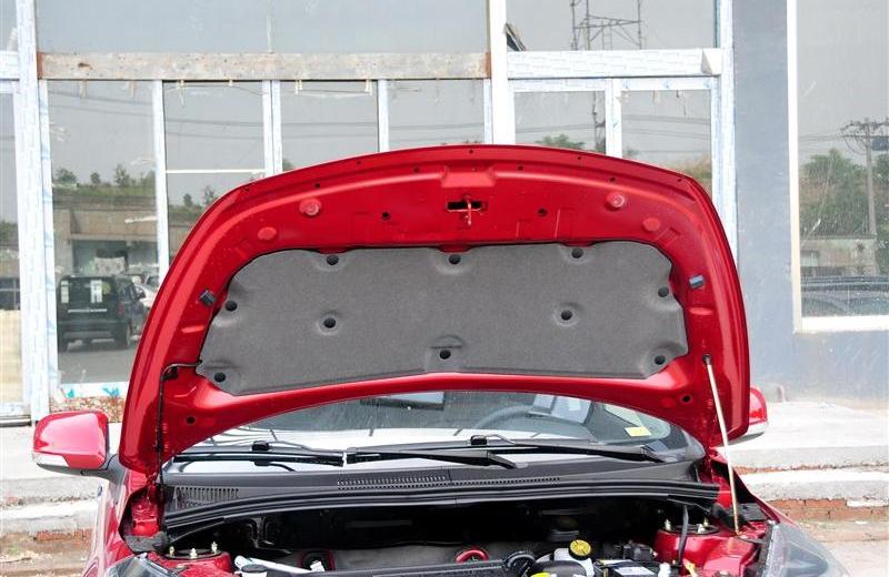 2012款 1.5L 两驱舒适型