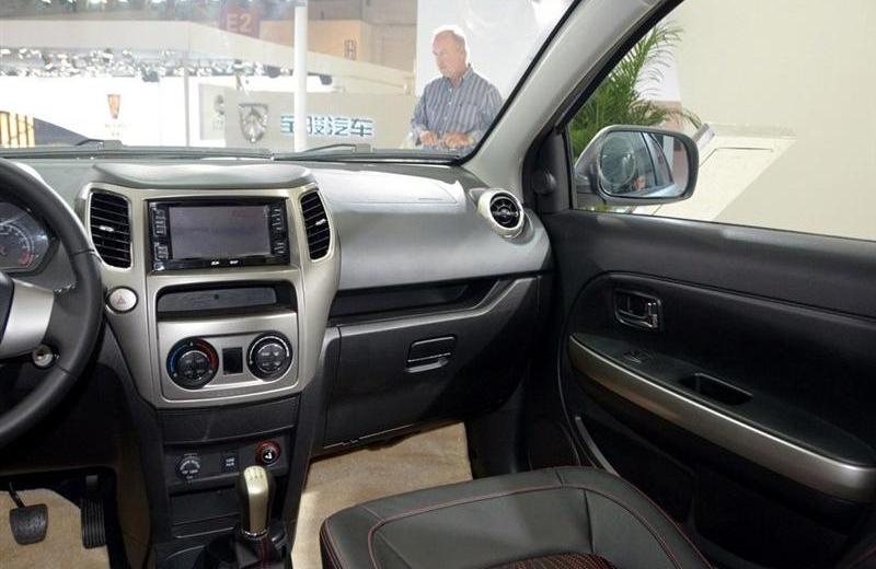 2012款 1.5L 两驱精英型