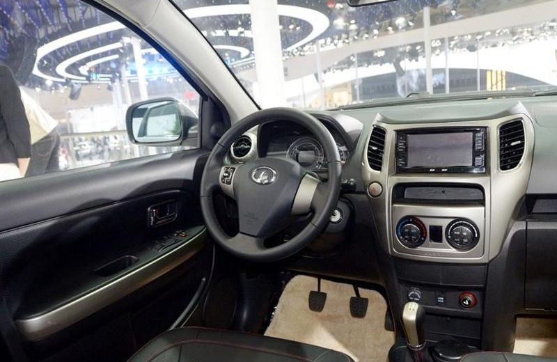 2012款 1.5L 两驱精英型