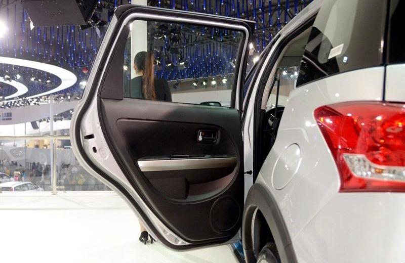 2012款 1.5L 两驱精英型