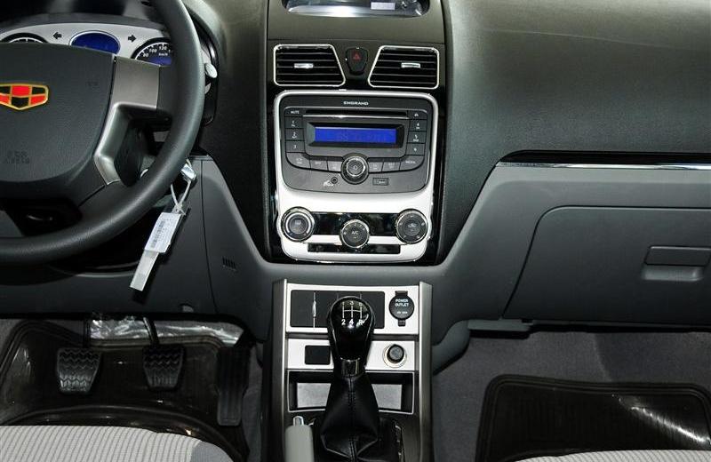 2012款 1.5 MT 超悦型