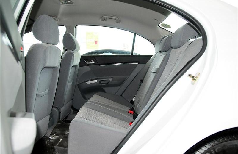 2012款 1.5 MT 超悦型