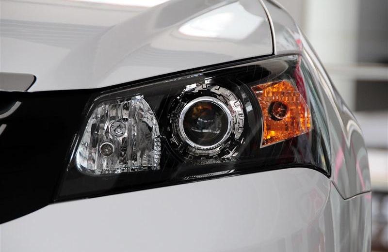 2012款 1.5 MT 超悦型