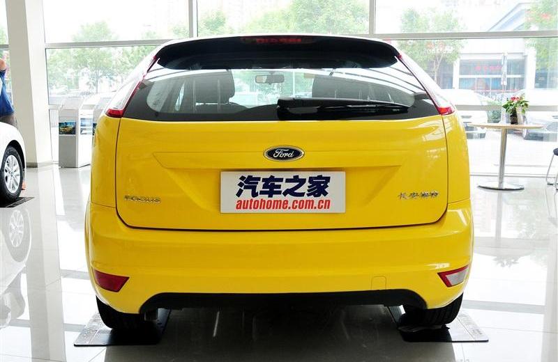 2012款 两厢经典 1.8 AT基本型