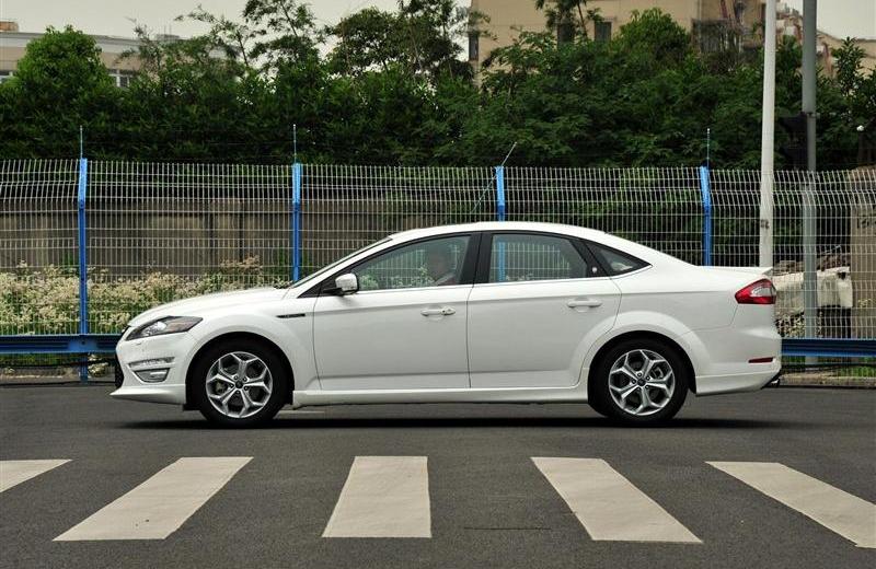 2012款 2.0 GTDi240 旗舰运动版