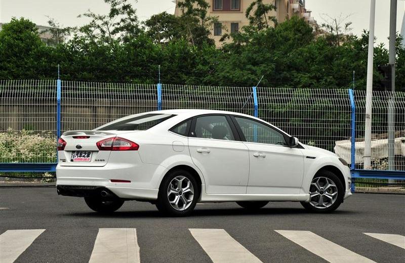 2012款 2.0 GTDi240 旗舰运动版