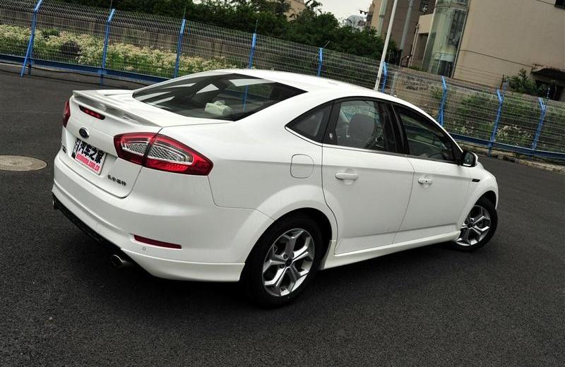 2012款 2.0 GTDi240 旗舰运动版