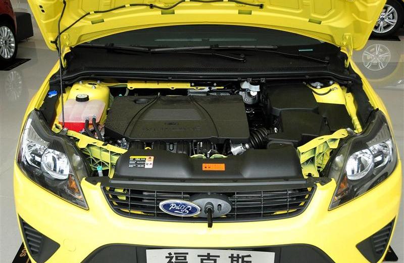 2012款 两厢经典 1.8 AT基本型
