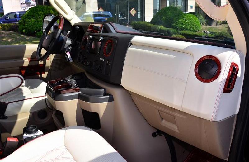 2011款 5.4L 铂金限量版