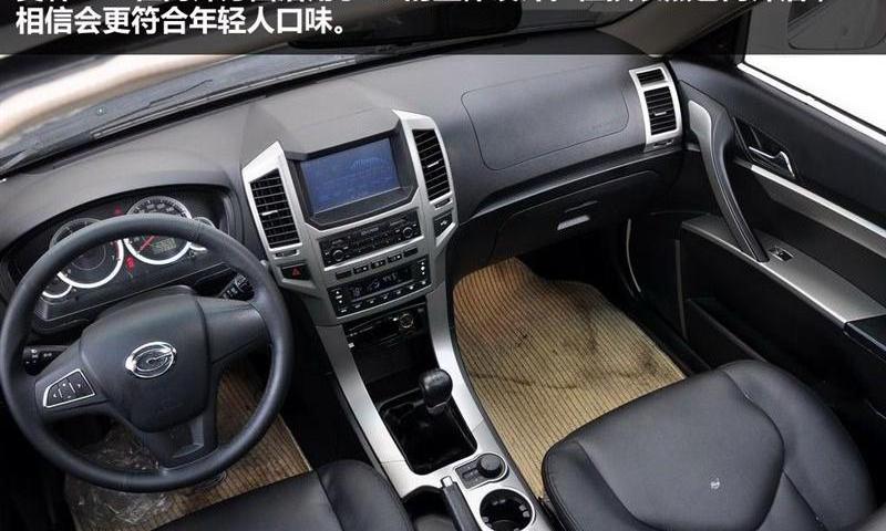 2012款 2.4 汽油手动四驱天窗版