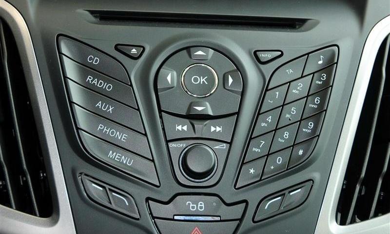 2012款 两厢1.6 AT舒适型