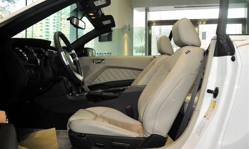 2010款 3.7L 敞篷版