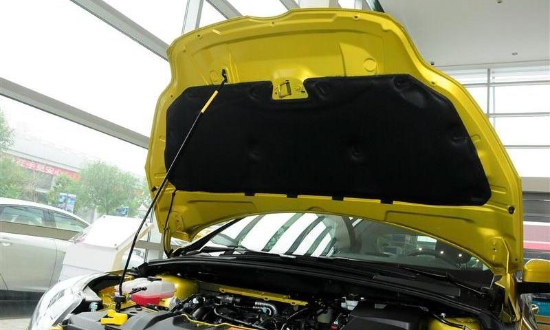 2012款 两厢1.6 AT舒适型