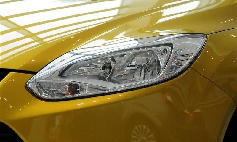 2012款 两厢1.6 AT舒适型