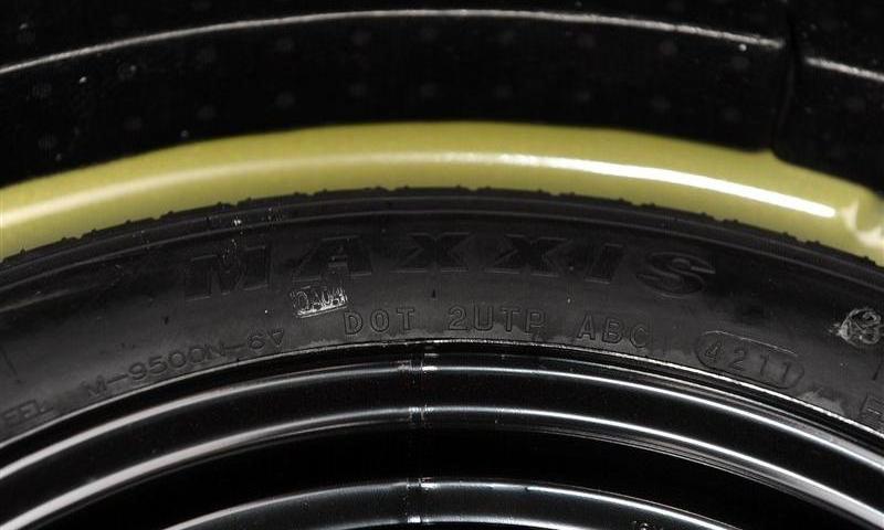 2012款 两厢2.0 MT豪华运动型