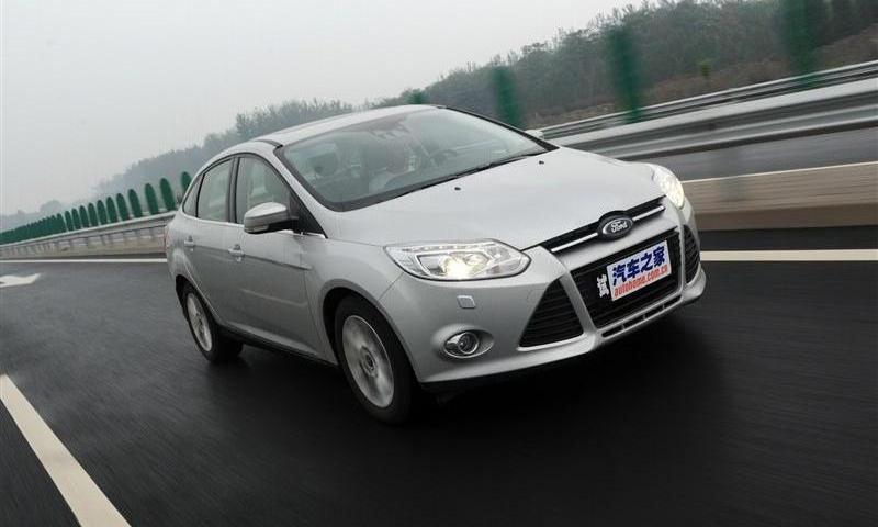 2012款 三厢2.0 AT旗舰型