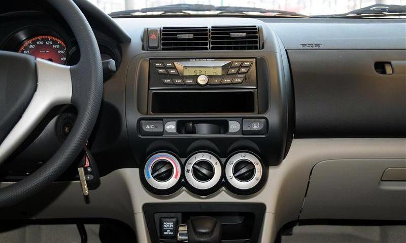 2012款 1.3L AT舒适型