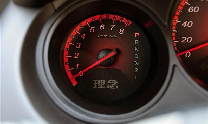 2012款 1.3L AT舒适型
