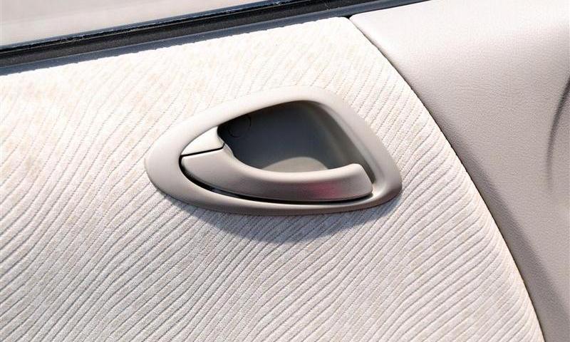 2012款 1.3L AT舒适型