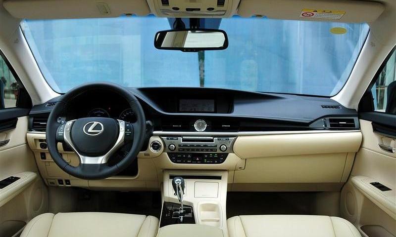2013款 300h 精英版